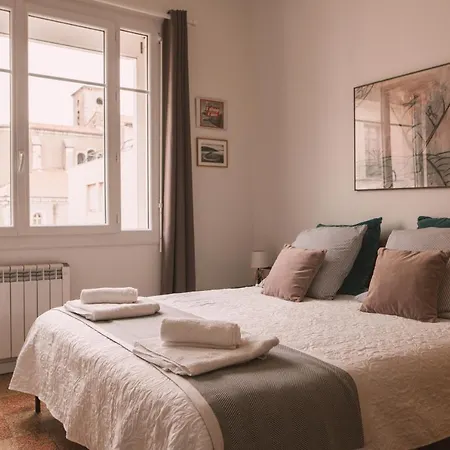 Chez Pepito & Zaza Hypercentre Rooftop Garage Nimes