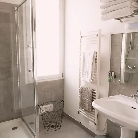 Chez Pepito & Zaza Hypercentre Rooftop Garage Apartment