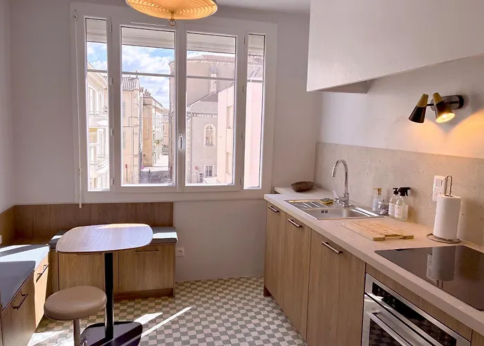 Lägenhet Chez Pepito & Zaza Hypercentre Rooftop Garage Nîmes